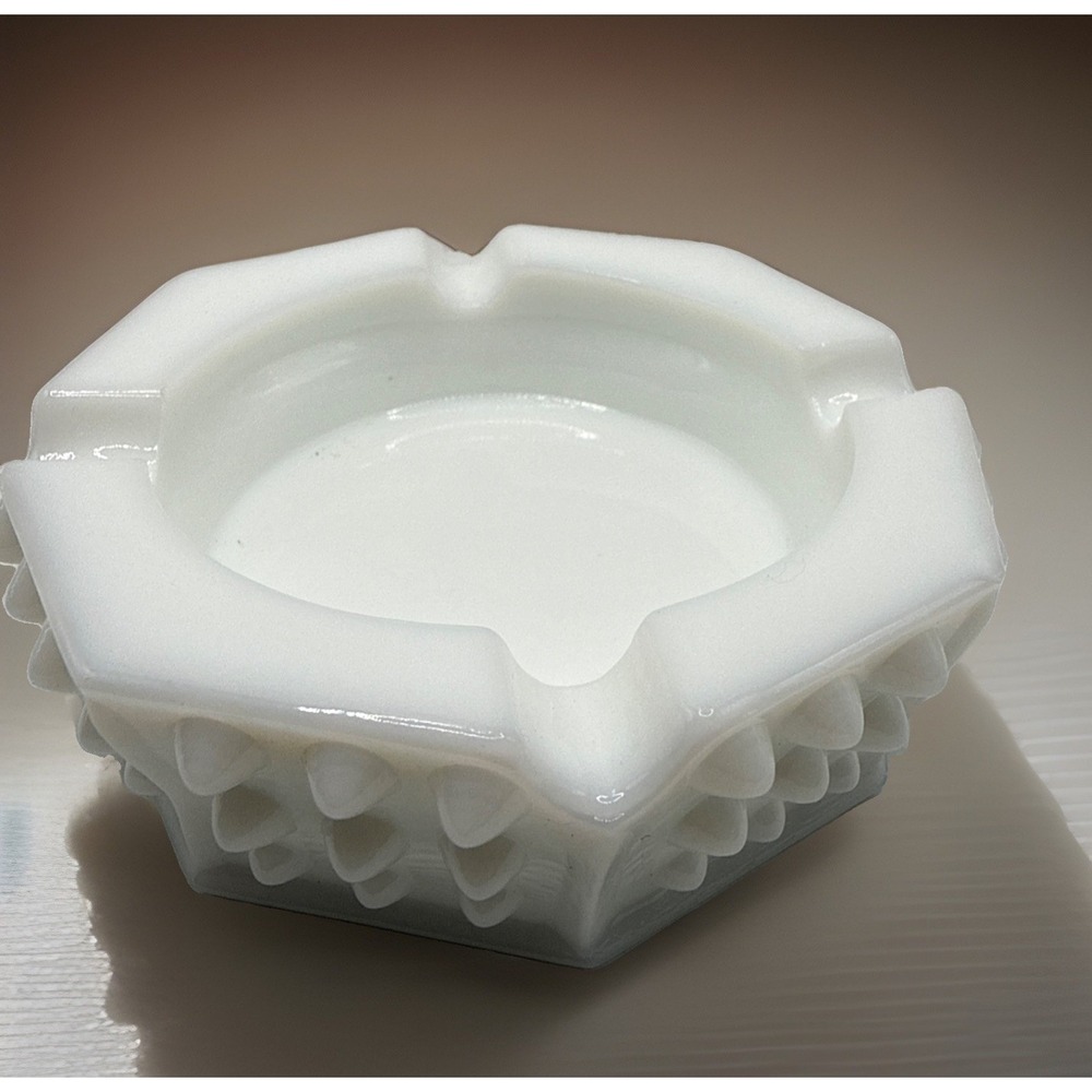 VTG Mid Century Mod Fenton White Hobnail Milk Glass Ash Tray Trinket Dish 5"